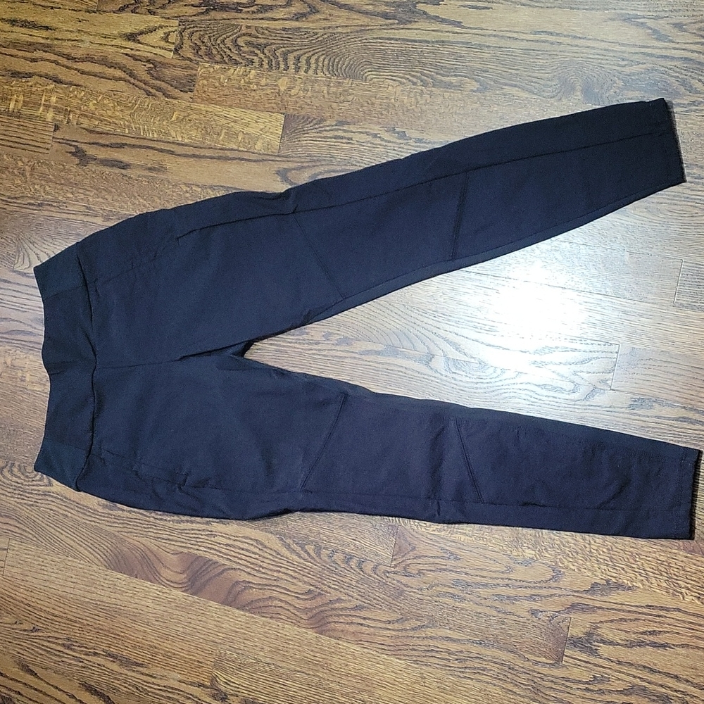 Athleta headlands Hybrid trek tight 8